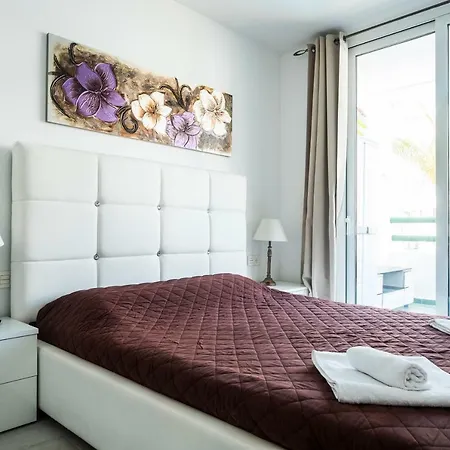 Dos En Playa De Las Américas Apartamento Arona (Tenerife)